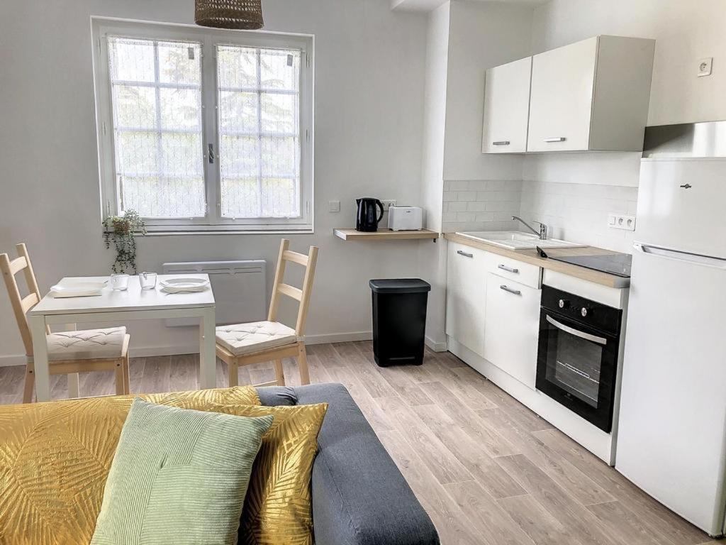 Residence Appartements Niort Wifi-Parking ภายนอก รูปภาพ