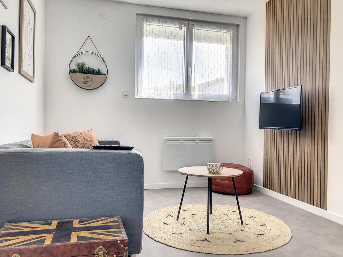 Residence Appartements Niort Wifi-Parking ภายนอก รูปภาพ